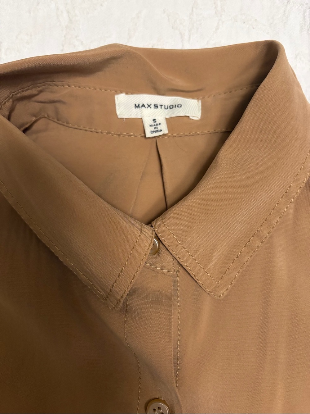 Max Studio Tan Collared Button-Front Shirt - Picture 4 of 10
